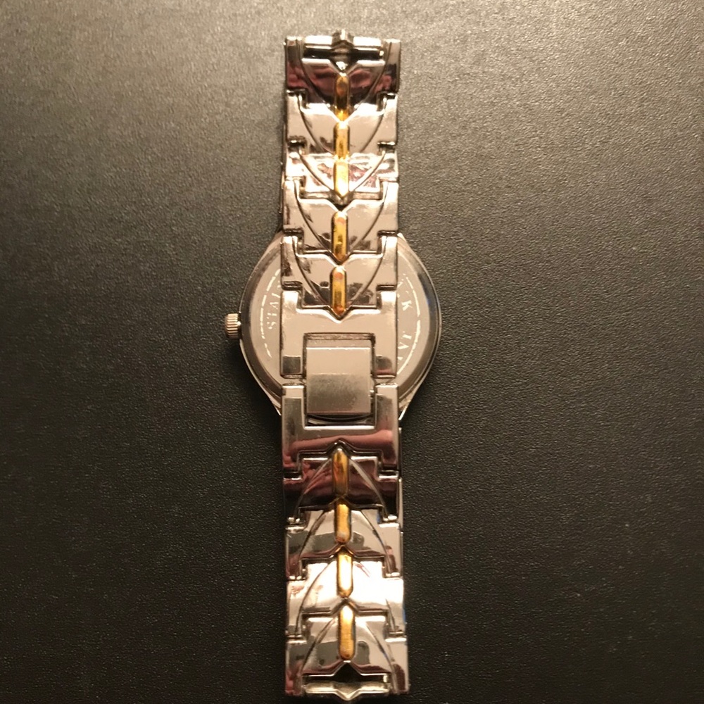 Women’s quartz watch. - Picture 2 of 3